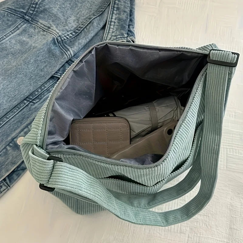 Bolsa de ombro feminina de veludo cotelê, sacola casual listrada de grande capacidade.