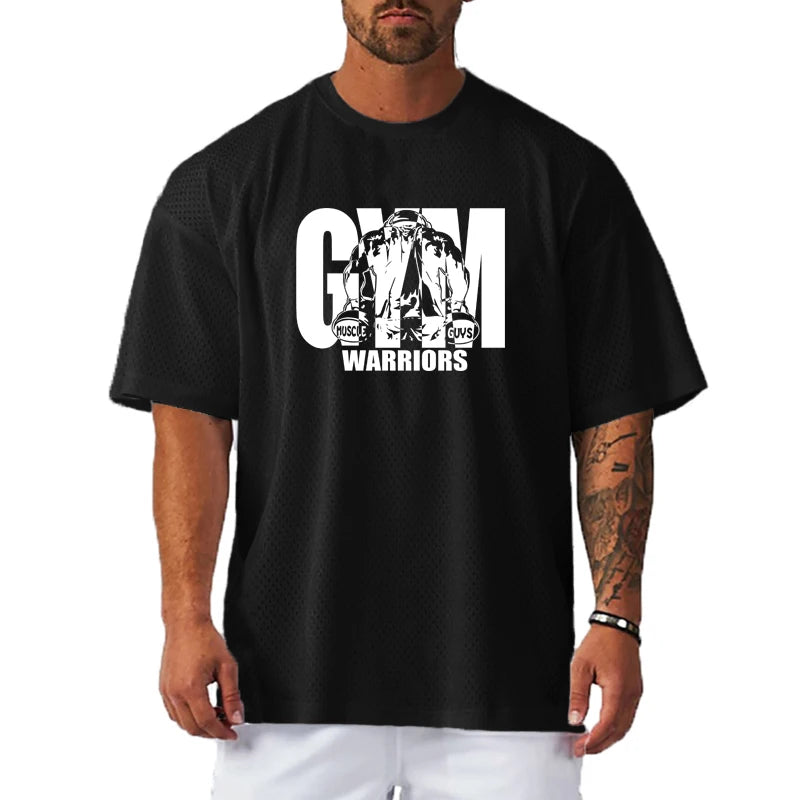 camiseta de manga curta com estampa gym warriors