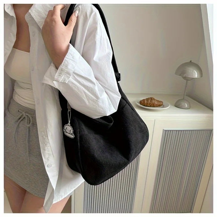 Bolsa de ombro feminina de veludo cotelê, sacola casual listrada de grande capacidade.